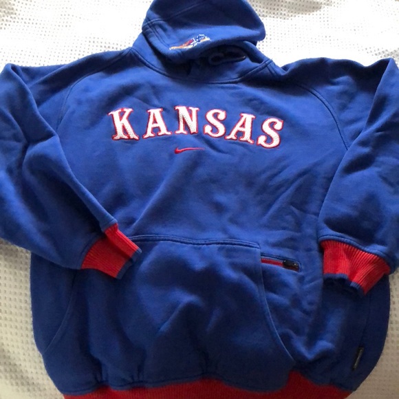 red white and blue nike sweatshirt